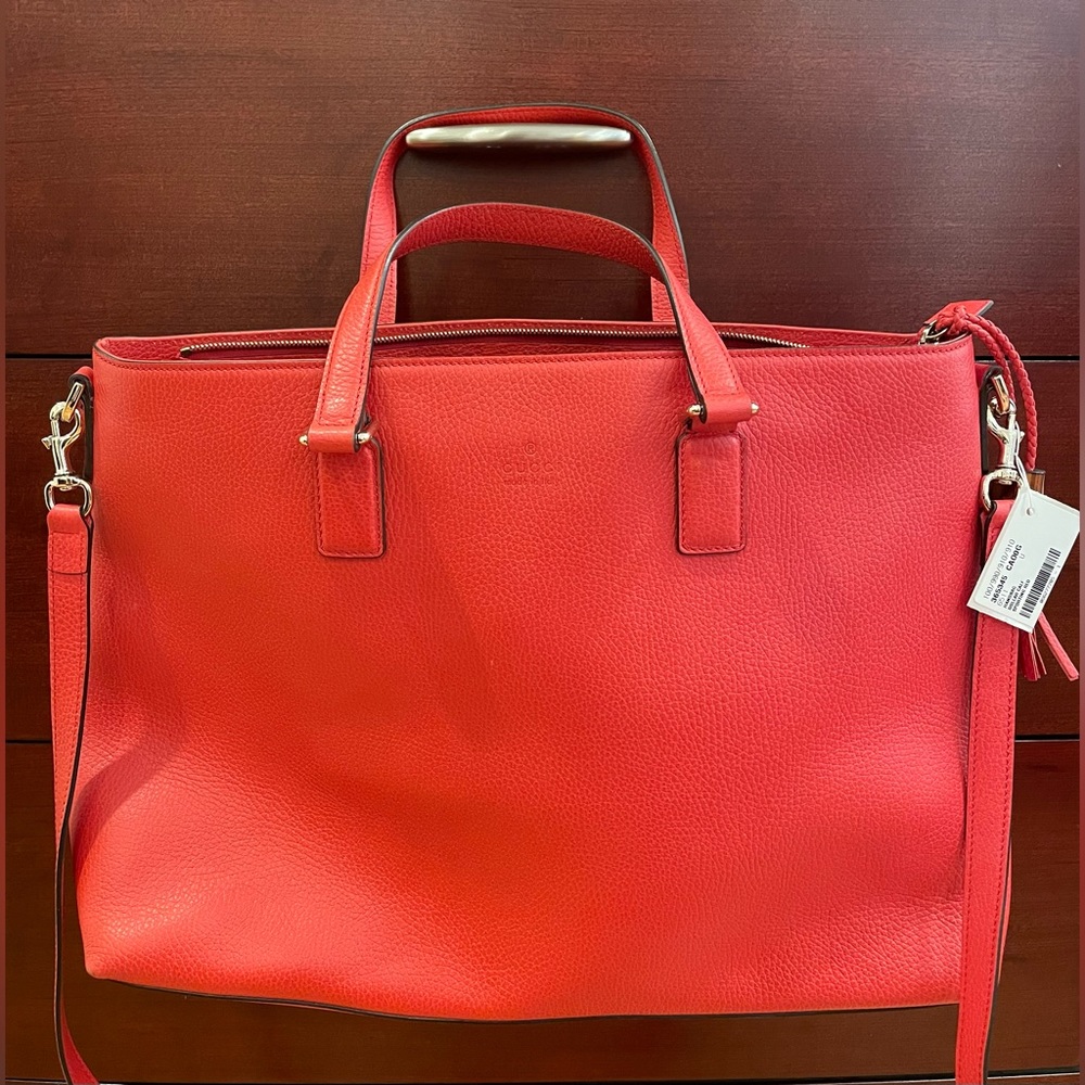 Red Gucci calfskin tote